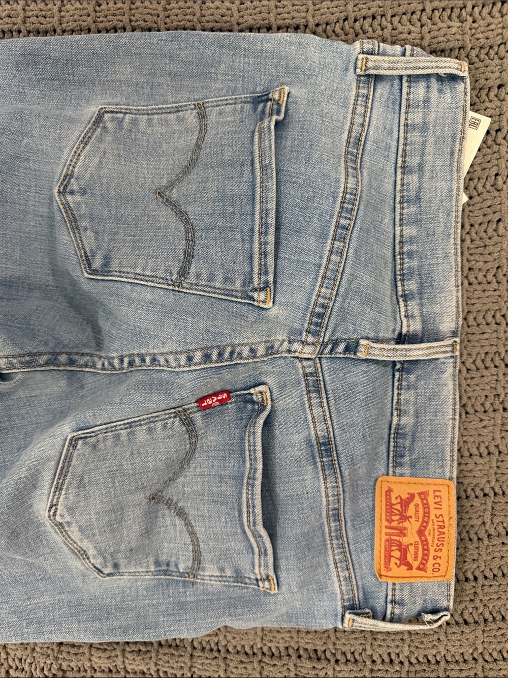 Levi's Light Blue Skinny Jeans - Picture 5 of 6